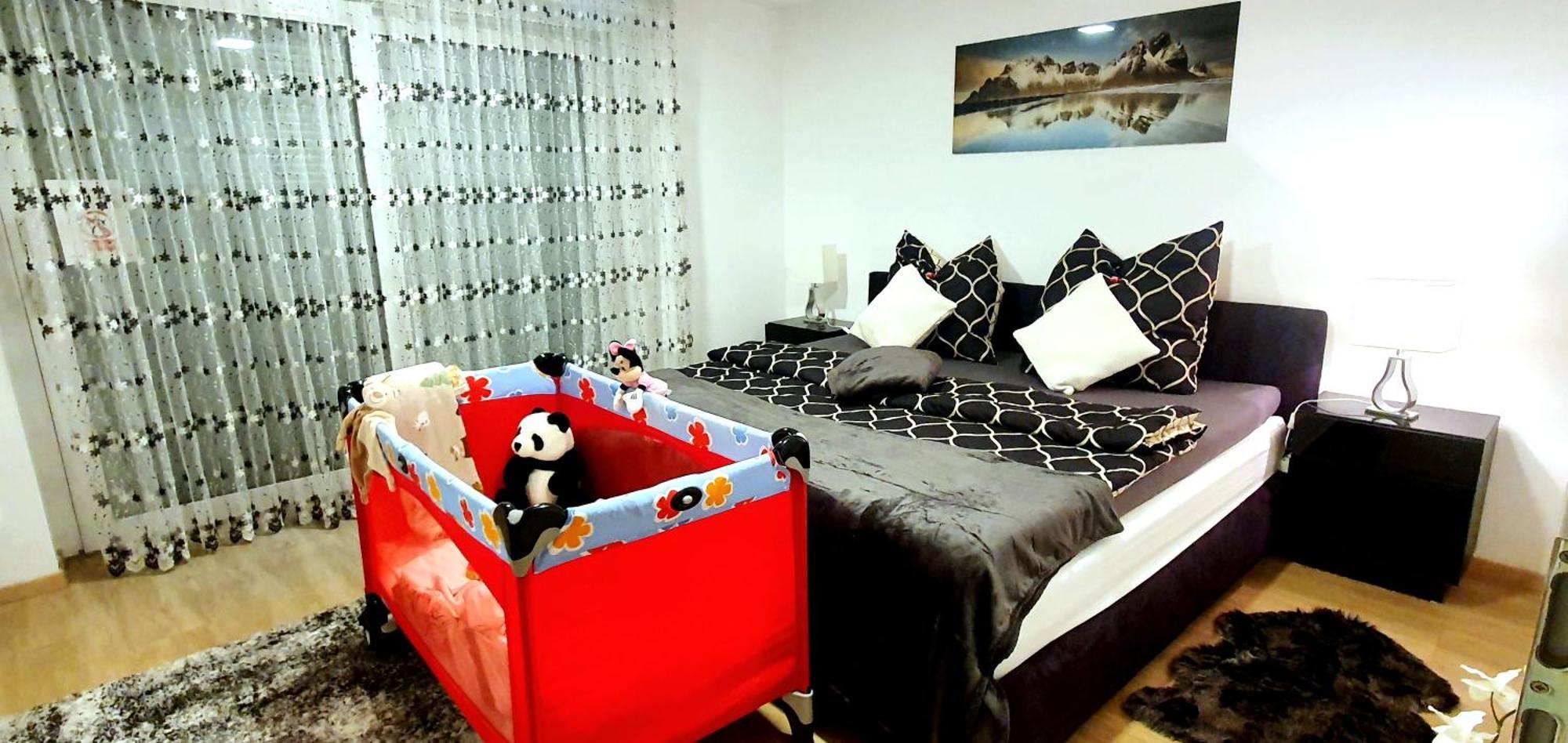 3-Zimmer- Wohnung In Traun, Naehe Linz Und Wels 部屋 写真